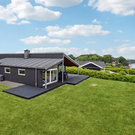 4 Bedroom In Dom wakacyjny