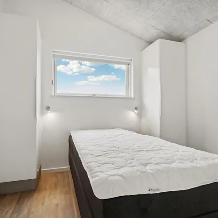 4 Bedroom In Dom wakacyjny *